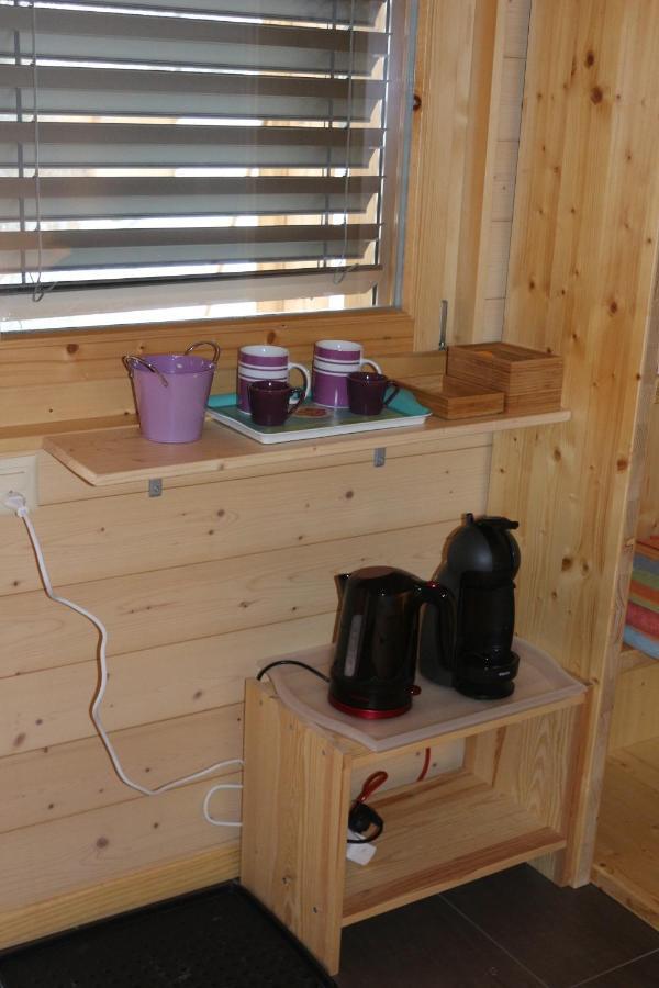 Bed and Breakfast Chalet Tzarbonire Chalais Exterior foto